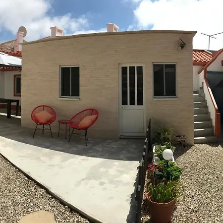 Casa O Futuro Alojamento de Acomodação e Pequeno-almoço 4*