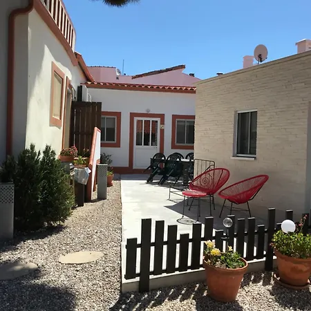 Casa O Futuro * Alcobaca